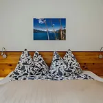 Ferienhaus4 Familienfreundlich Nahe Millstaetter See, Voll Ausgestattete 85m2, Jedes Schlafzimmer Eigenes Bad, Sonnenterrasse, Ideal Fuer Aktivitaeten Am Oder In Den Bergen 別荘 *