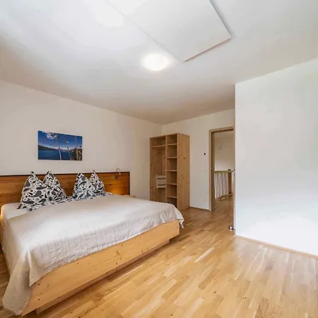 Σπίτι διακοπών Ferienhaus4 Familienfreundlich Nahe Millstaetter See, Voll Ausgestattete 85m2, Jedes Schlafzimmer Eigenes Bad, Sonnenterrasse, Ideal Fuer Aktivitaeten Am Oder In Den Bergen Döbriach