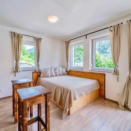 Ferienhaus4 Familienfreundlich Nahe Millstaetter See, Voll Ausgestattete 85m2, Jedes Schlafzimmer Eigenes Bad, Sonnenterrasse, Ideal Fuer Aktivitaeten Am Oder In Den Bergen