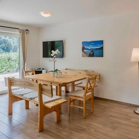 Σπίτι διακοπών Ferienhaus4 Familienfreundlich Nahe Millstaetter See, Voll Ausgestattete 85m2, Jedes Schlafzimmer Eigenes Bad, Sonnenterrasse, Ideal Fuer Aktivitaeten Am Oder In Den Bergen Döbriach