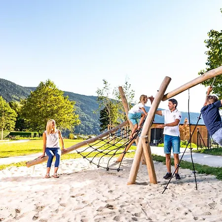Ferienhaus4 Familienfreundlich Nahe Millstaetter See, Voll Ausgestattete 85m2, Jedes Schlafzimmer Eigenes Bad, Sonnenterrasse, Ideal Fuer Aktivitaeten Am Oder In Den Bergen Σπίτι διακοπών