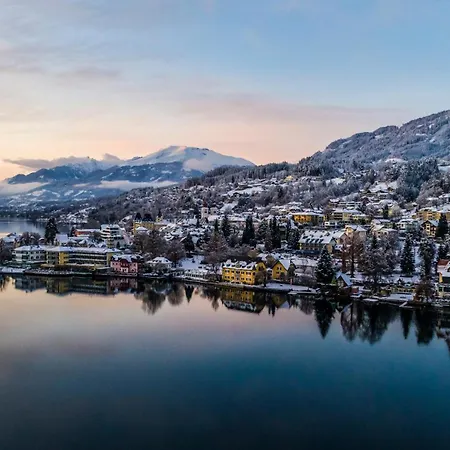 Nyaraló 4familienfreundliches Nahe Millstaetter See, Voll Ausgestattete 85m2, Jedes Schlafzimmer Eigenes Bad, Sonnenterrasse, Ideal Fuer Aktivitaeten Am Oder In Den Bergen Döbriach