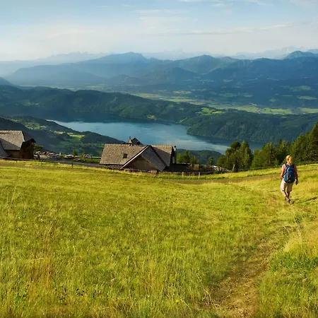 Ferienhaus4 Familienfreundlich Nahe Millstaetter See, Voll Ausgestattete 85m2, Jedes Schlafzimmer Eigenes Bad, Sonnenterrasse, Ideal Fuer Aktivitaeten Am Oder In Den Bergen