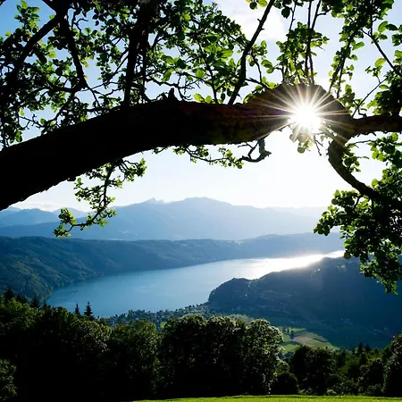 Сasa de vacaciones Ferienhaus4 familienfreundlich nahe Millstätter See, voll ausgestattete 85m2, jedes Schlafzimmer eigenes Bad, Sonnenterrasse, ideal für Aktivitäten am See oder in den Bergen