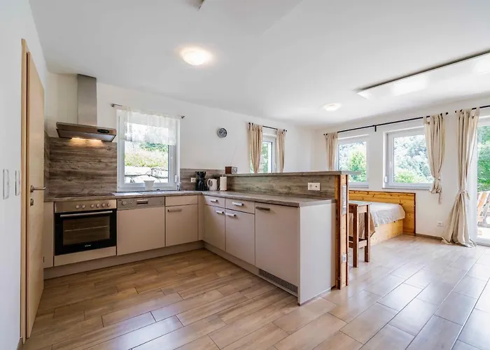 Ferienhaus4 Familienfreundlich Nahe Millstaetter See, Voll Ausgestattete 85m2, Jedes Schlafzimmer Eigenes Bad, Sonnenterrasse, Ideal Fuer Aktivitaeten Am Oder In Den Bergen Döbriach